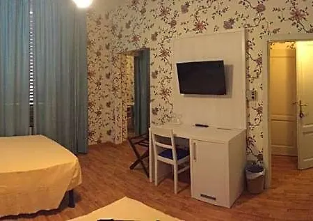 Biondi Hotel 4*