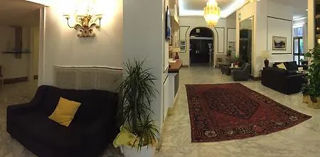 מלון Biondi מונטה קטיני טרמה